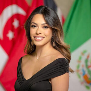 Mistie-Rivas_crop